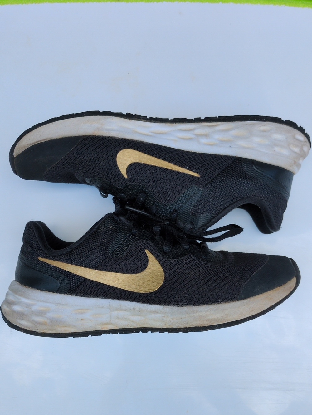 Nike Revolution Black Metallic Gold Girls Sneakers Size 3.5